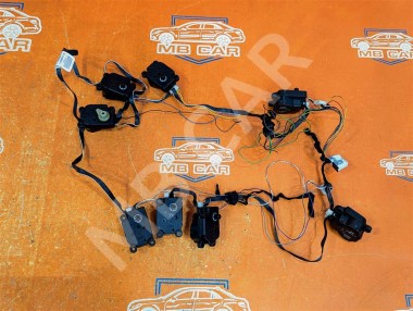 Сервоприводы печки MERCEDES-BENZ S-класс W220 рестайлинг (2002 - 2005) — Разборка Мерседес