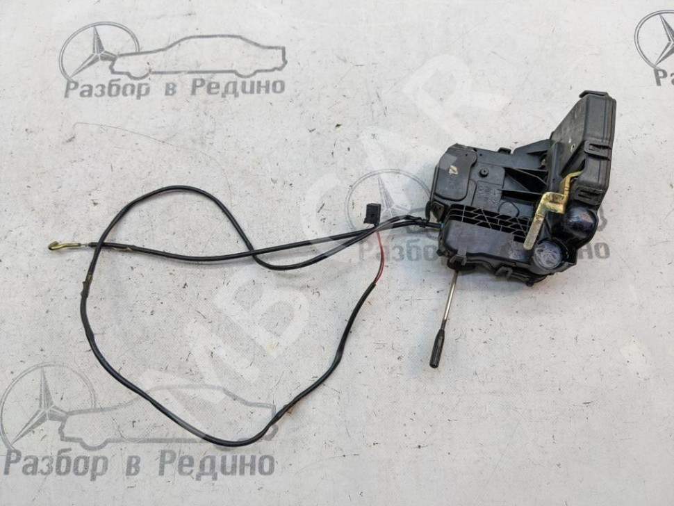 Замок двери передней правой MERCEDES-BENZ C-класс W203/S203/CL203 (2000 - 2004) фото 1 — Разборка Мерседес