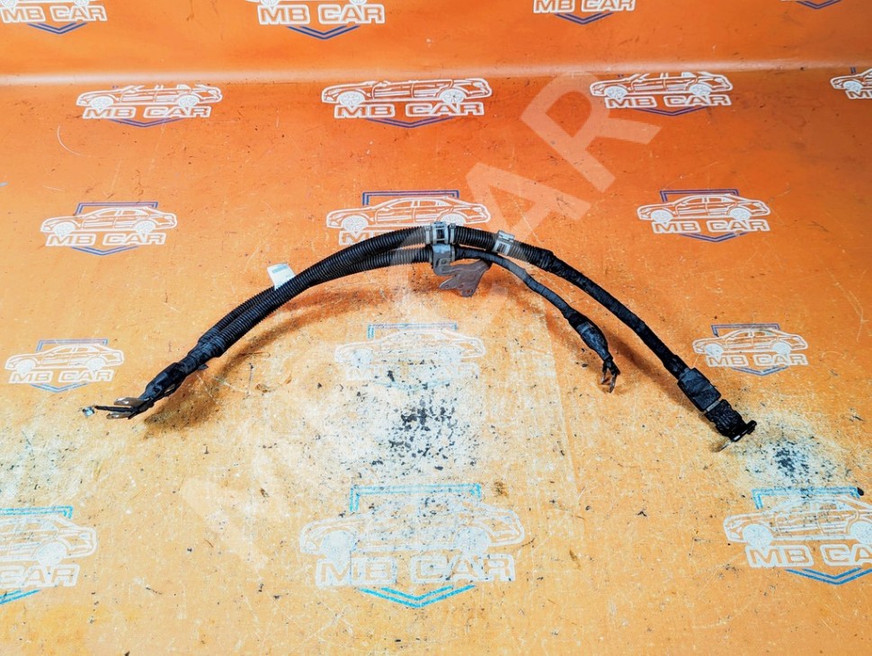 Провод стартера MERCEDES-BENZ C-класс W205/S205/C205/A205 (2014 - 2018) фото 1 &mdash; Разборка Мерседес
