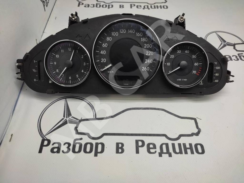 Щиток приборов MERCEDES-BENZ CLS-класс C219 (2004 - 2008) фото 1 — Разборка Мерседес