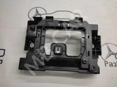 Кронштейн крепления ЭБУ MERCEDES-BENZ Sprinter W906 (2006 - 2019) — Разборка Мерседес