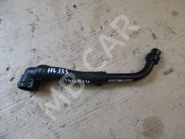 Патрубок ОЖ MERCEDES-BENZ A-класс AMG W176 (2013 - 2015) — Разборка Мерседес