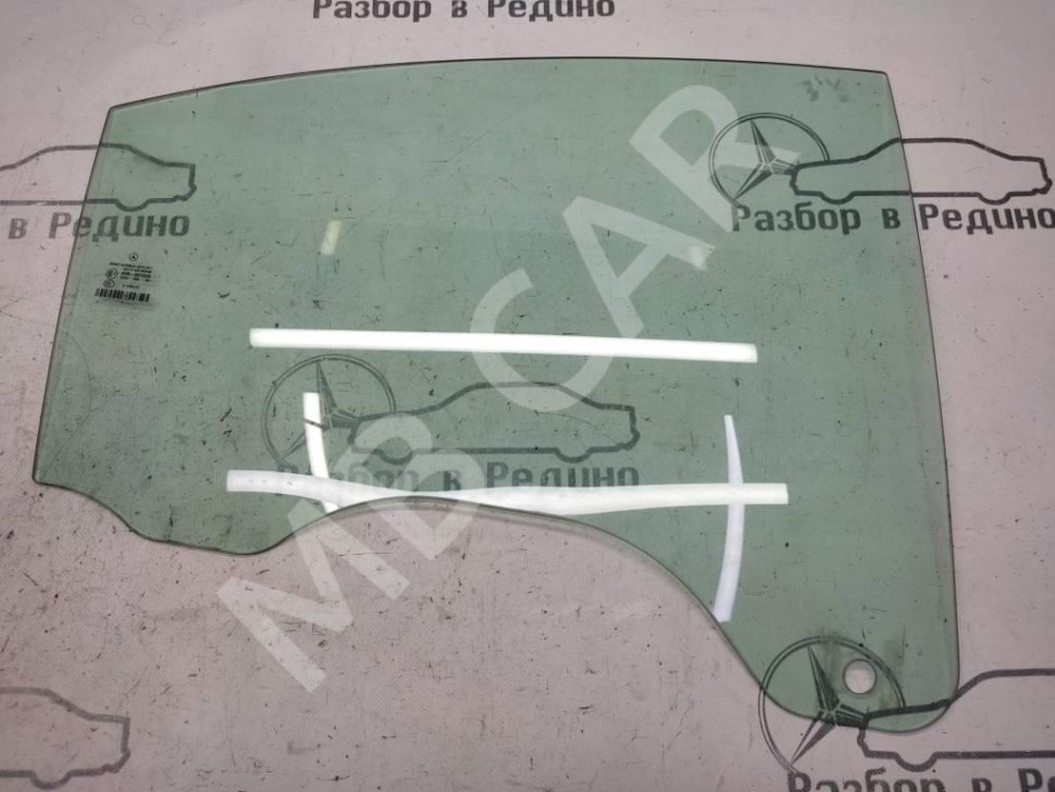 Стекло заднее правое MERCEDES-BENZ CLS-класс C219 (2004 - 2008) фото 1 &mdash; Разборка Мерседес