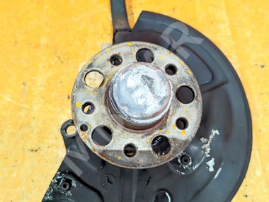 Кулак поворотный передний правый MERCEDES-BENZ E-класс AMG W211/S211 (2002 - 2006) — Разборка Мерседес