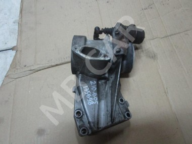 Дроссельная заслонка MERCEDES-BENZ E-класс W210/S210 (1995 - 1999) — Разборка Мерседес