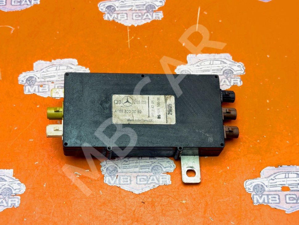 Усилитель антенны MERCEDES-BENZ B-класс W245 (2005 - 2009) фото 1 &mdash; Разборка Мерседес