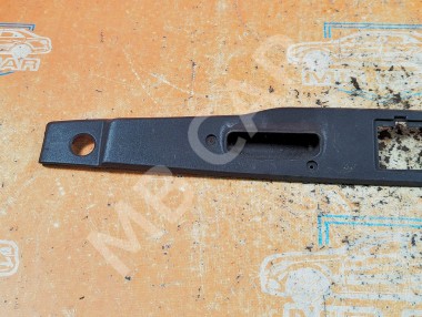 Накладка крышки багажника MERCEDES-BENZ S-класс W220 (1998 - 2005) — Разборка Мерседес