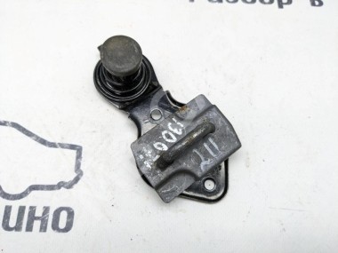 Ответная часть замка капота MERCEDES-BENZ E-класс W211/S211 рестайлинг (2006 - 2009) — Разборка Мерседес