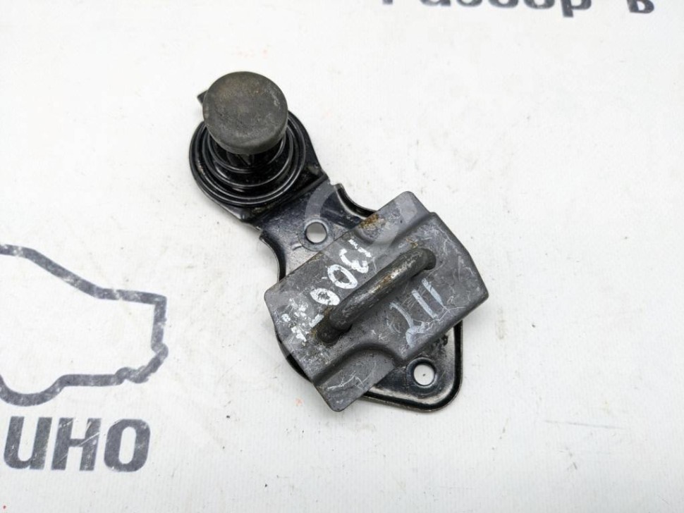 Ответная часть замка капота MERCEDES-BENZ E-класс W211/S211 рестайлинг (2006 - 2009) фото 1 — Разборка Мерседес