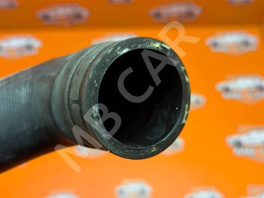 Патрубок ОЖ MERCEDES-BENZ C-класс W205/S205/C205/A205 (2014 - 2018) — Разборка Мерседес