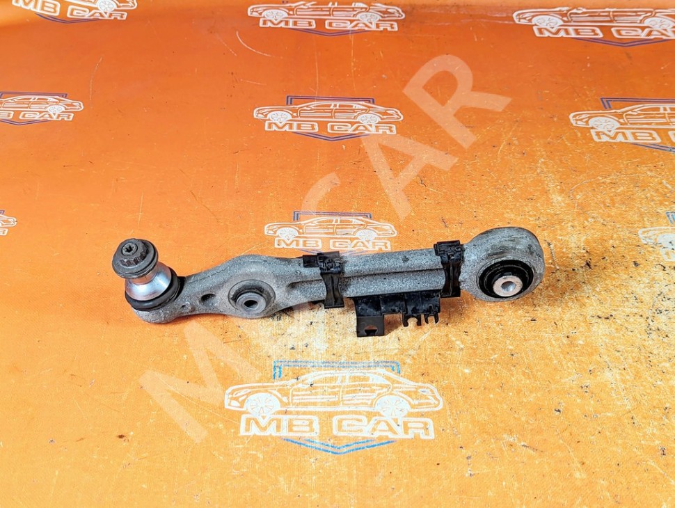 Рычаг передний нижний левый MERCEDES-BENZ GLC-класс X253 рестайлинг (2019 - 2025) фото 1 &mdash; Разборка Мерседес