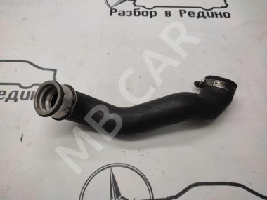 Патрубок радиатора MERCEDES-BENZ C-класс W203/S203/CL203 (2000 - 2004) — Разборка Мерседес