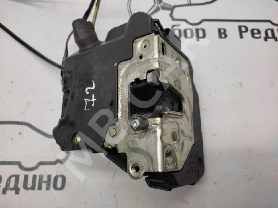 Замок двери передней правой MERCEDES-BENZ C-класс W203/S203/CL203 (2000 - 2004) фото 1 &mdash; Разборка Мерседес