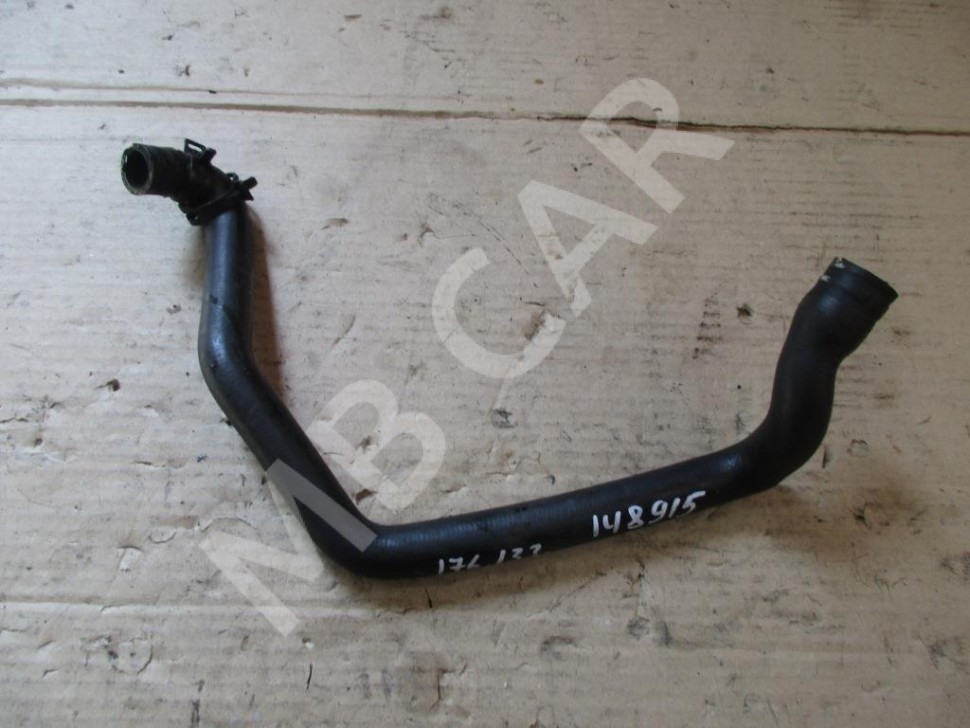 Патрубок ОЖ MERCEDES-BENZ A-класс AMG W176 (2013 - 2015) фото 1 — Разборка Мерседес