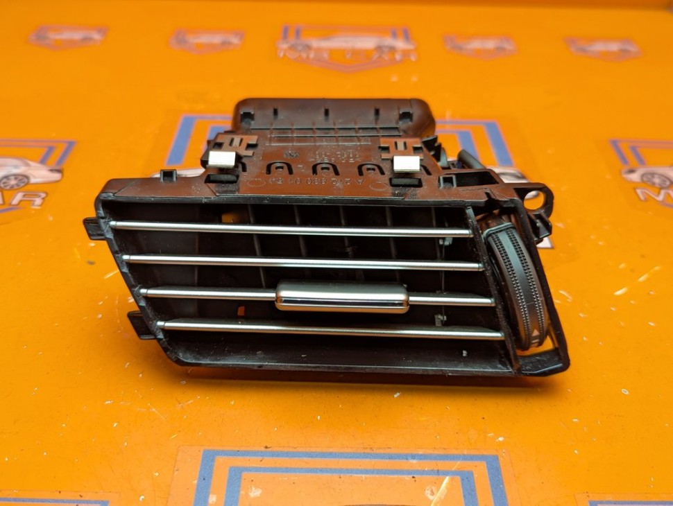Воздуховод MERCEDES-BENZ E-класс W212/S212/C207/A207 (2009 - 2013) фото 1 &mdash; Разборка Мерседес