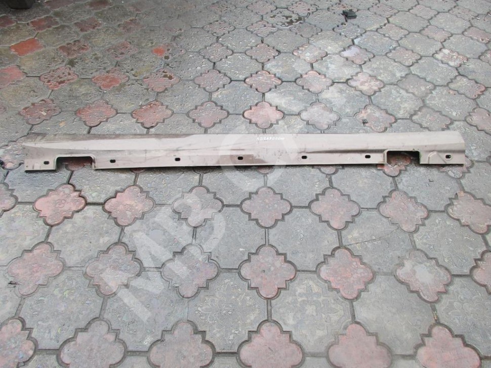 Порог пластиковый правый MERCEDES-BENZ E-класс W212/S212/C207/A207 (2009 - 2013) фото 1 — Разборка Мерседес