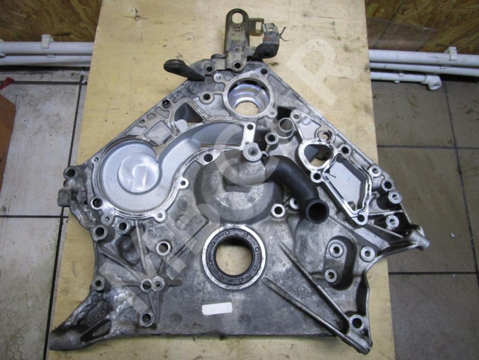 Крышка картера ГРМ MERCEDES-BENZ фото 1 — Разборка Мерседес