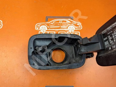 Лючок топливного бака MERCEDES-BENZ C-класс W204/S204/С204 рестайлинг (2011 - 2015) — Разборка Мерседес