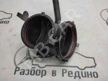 Патрубок воздушный MERCEDES-BENZ C-класс W204/S204 (2006 - 2011) — Разборка Мерседес