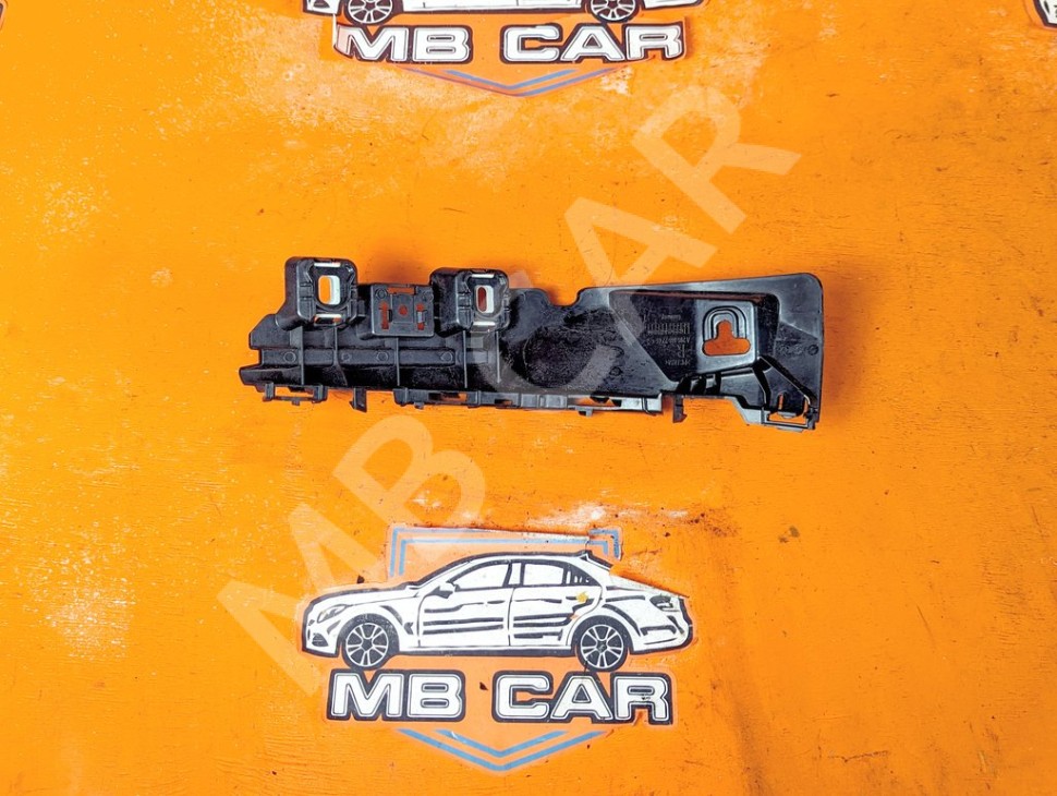 Кронштейн крепления бампера MERCEDES-BENZ C-класс W205/S205/C205/A205 (2014 - 2018) фото 1 &mdash; Разборка Мерседес