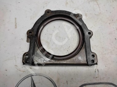 Крышка заднего сальника коленвала MERCEDES-BENZ C-класс W204/S204/С204 рестайлинг (2011 - 2015) — Разборка Мерседес