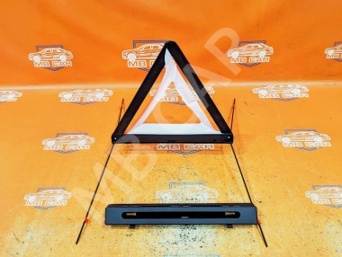 Знак аварийной остановки MERCEDES-BENZ C-класс W205/S205/C205/A205 (2014 - 2018) — Разборка Мерседес