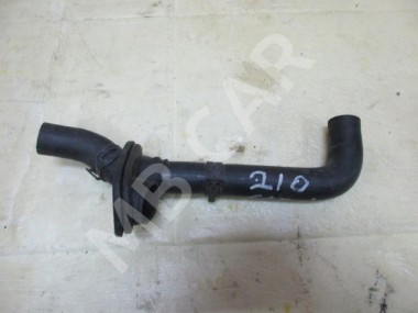 Патрубок ОЖ MERCEDES-BENZ E-класс W210/S210 (1995 - 1999) — Разборка Мерседес