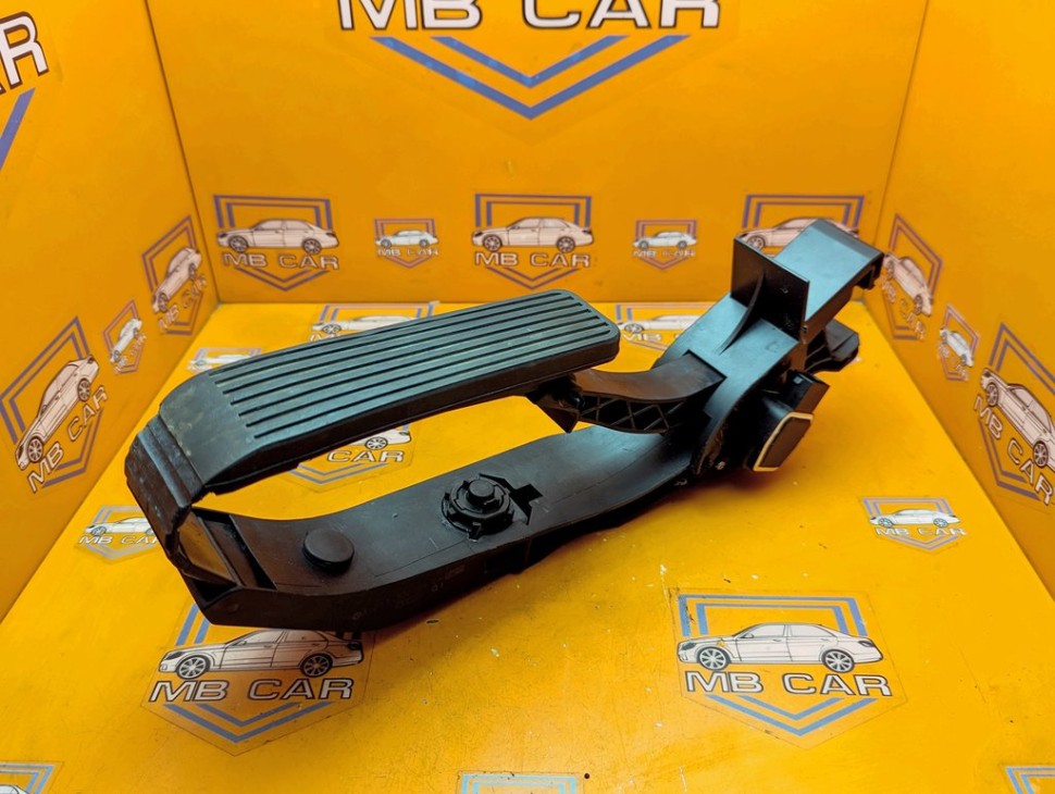 Педаль газа электронная MERCEDES-BENZ E-класс W211/S211 (2002 - 2006) фото 1 &mdash; Разборка Мерседес