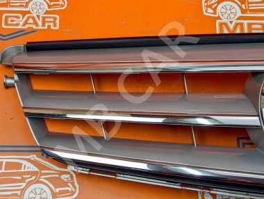Решетка радиатора MERCEDES-BENZ C-класс W204/S204/С204 рестайлинг (2011 - 2015) — Разборка Мерседес