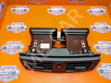 Воздуховод MERCEDES-BENZ C-класс W204/S204 (2006 - 2011) — Разборка Мерседес