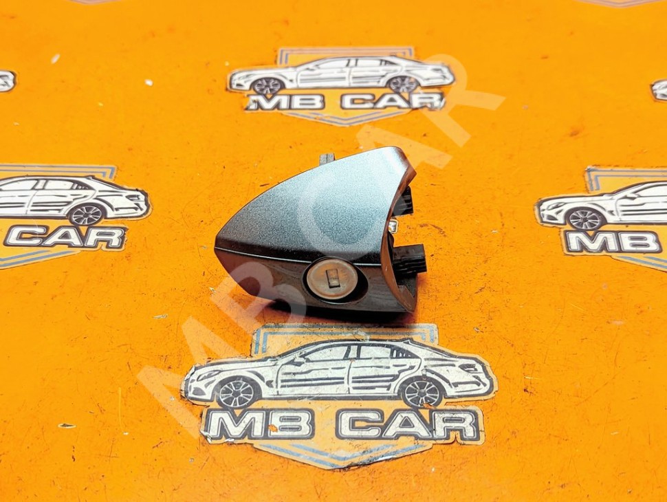 Личинки дверей MERCEDES-BENZ C-класс W204/S204/С204 рестайлинг (2011 - 2015) фото 1 &mdash; Разборка Мерседес