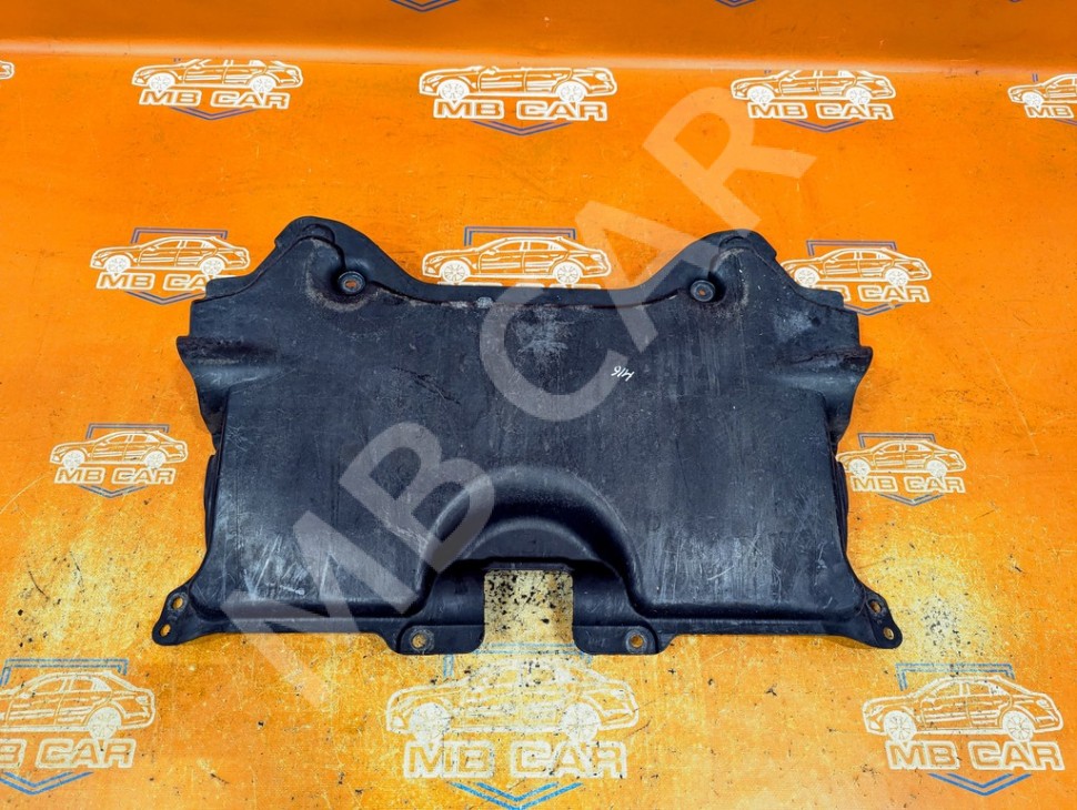Защита двигателя MERCEDES-BENZ C-класс W204/S204 (2006 - 2011) фото 1 — Разборка Мерседес