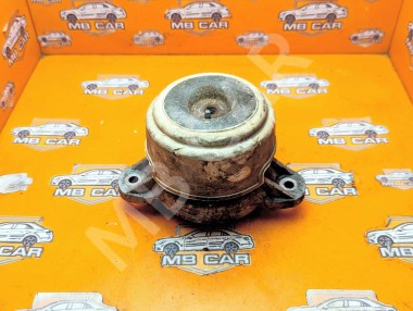 Опора двигателя MERCEDES-BENZ C-класс W204/S204/С204 рестайлинг (2011 - 2015) &mdash; Разборка Мерседес