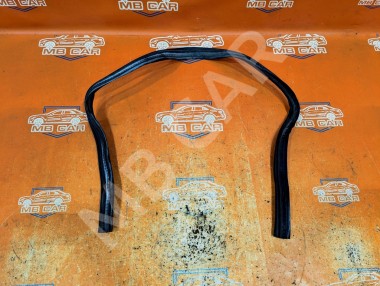 Уплотнитель капота MERCEDES-BENZ E-класс W210/S210 рестайлинг (1999 - 2003) &mdash; Разборка Мерседес