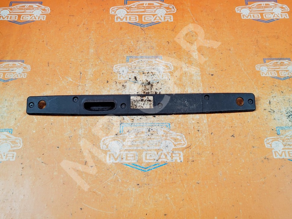 Накладка крышки багажника MERCEDES-BENZ E-класс W211/S211 (2002 - 2006) фото 1 &mdash; Разборка Мерседес