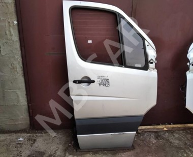 Дверь передняя правая MERCEDES-BENZ Sprinter W906 (2006 - 2019) — Разборка Мерседес