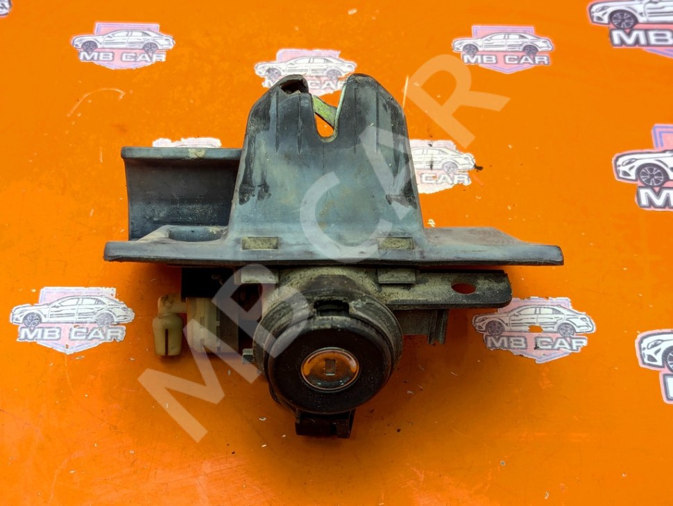 Замок багажника MERCEDES-BENZ E-класс W210/S210 рестайлинг (1999 - 2003) фото 1 &mdash; Разборка Мерседес