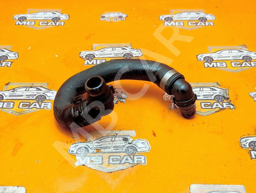 Патрубок ОЖ MERCEDES-BENZ C-класс W204/S204 (2006 - 2011) фото 1 &mdash; Разборка Мерседес