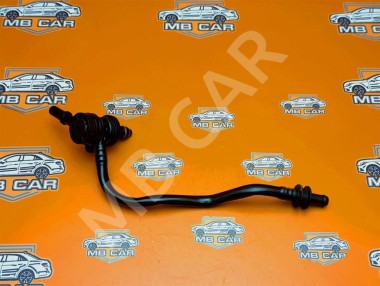 Трубка вентиляции картерных газов MERCEDES-BENZ C-класс W204/S204 (2006 - 2011) — Разборка Мерседес