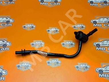 Трубка вентиляции картерных газов MERCEDES-BENZ C-класс W204/S204 (2006 - 2011) — Разборка Мерседес