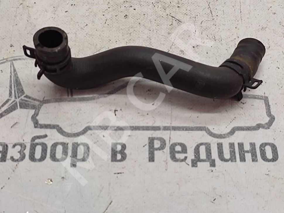 Патрубок ОЖ MERCEDES-BENZ B-класс W246 (2011 - 2014) фото 1 &mdash; Разборка Мерседес