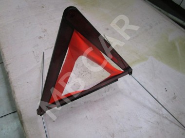 Знак аварийной остановки MERCEDES-BENZ A-класс W169 рестайлинг (2008 - 2012) — Разборка Мерседес