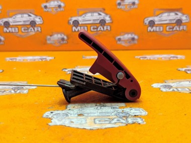 Ручка открытия капота MERCEDES-BENZ A-класс W168 рестайлинг (2001 - 2004) A 170 1.7 AT (95 л.с.) &mdash; Разборка Мерседес