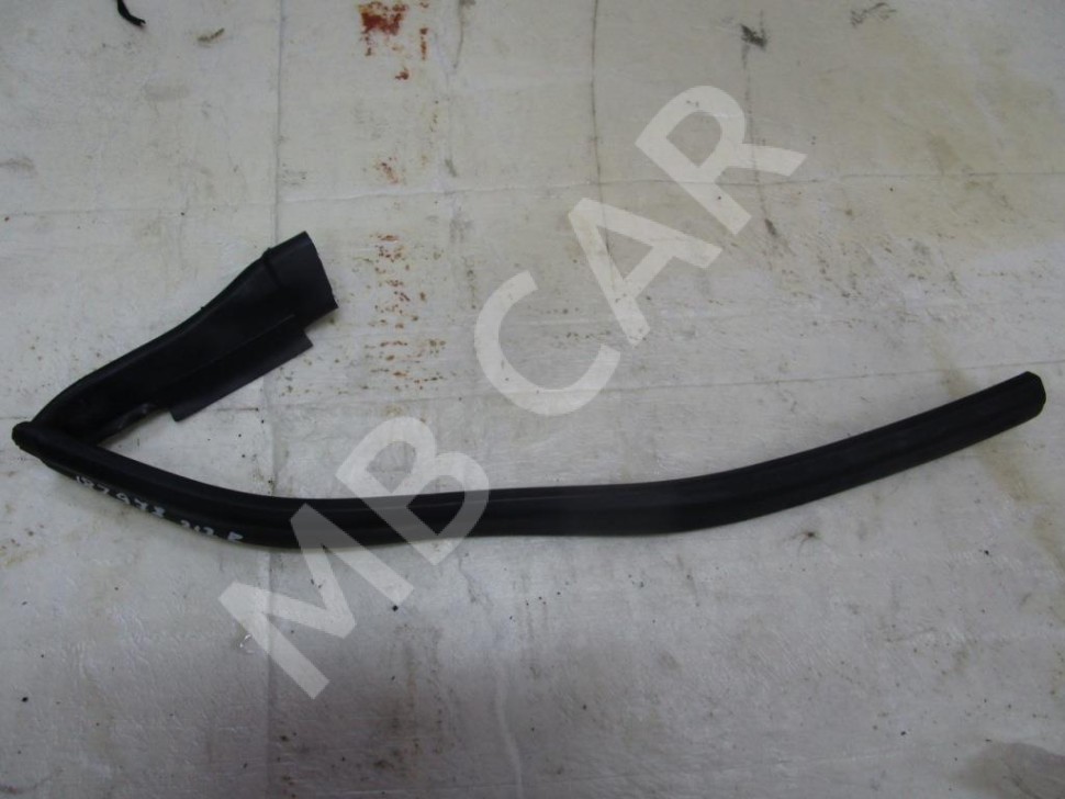 Уплотнитель моторного отсека MERCEDES-BENZ E-класс W212/S212/C207/A207 (2009 - 2013) фото 1 — Разборка Мерседес