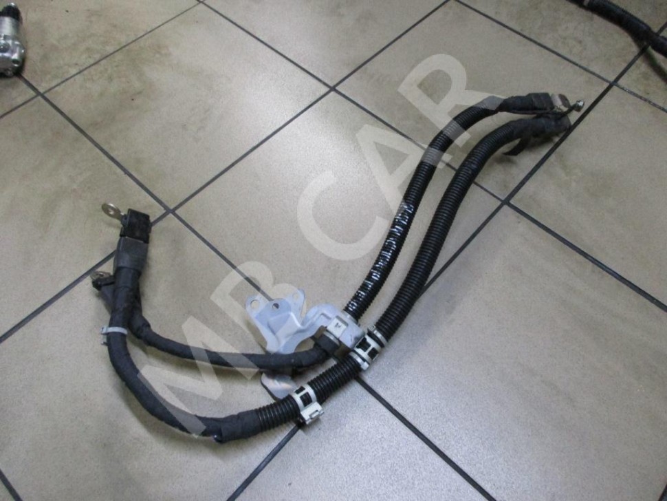 Провод генератора MERCEDES-BENZ C-класс W205/S205/C205/A205 (2014 - 2018) фото 1 &mdash; Разборка Мерседес