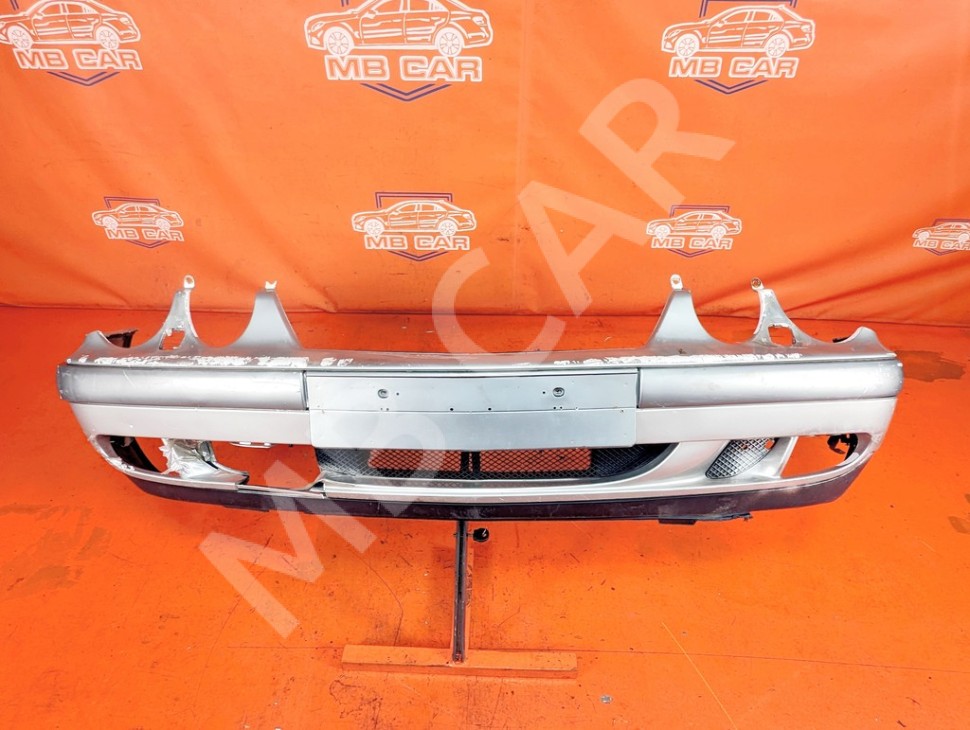 Бампер передний MERCEDES-BENZ CLK-класс C208/A208 (1997 - 2000) фото 1 &mdash; Разборка Мерседес