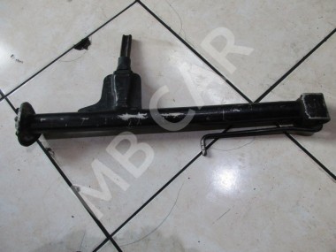 Домкрат MERCEDES-BENZ E-класс W124/S124/C124/A124 (1984 - 1997) — Разборка Мерседес