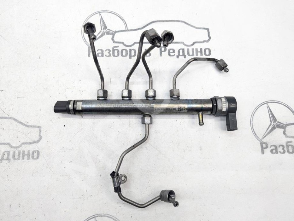 Рампа топливная MERCEDES-BENZ C-класс W205/S205/C205/A205 (2014 - 2018) фото 1 — Разборка Мерседес