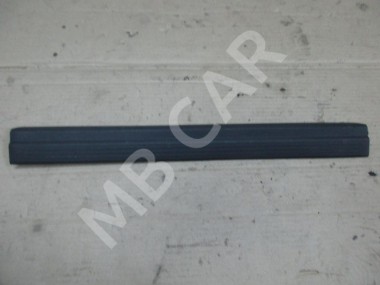 Накладка порога внутренняя MERCEDES-BENZ CLS-класс C218/X218 рестайлинг (2014 - 2017) — Разборка Мерседес