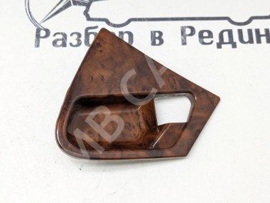 Накладка ручки двери MERCEDES-BENZ M-класс W163 (1997 - 2001) — Разборка Мерседес